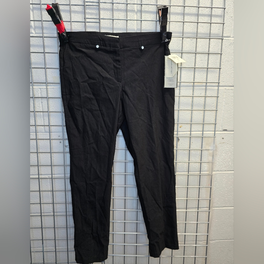 Elegant Black Cropped Women's Jeans